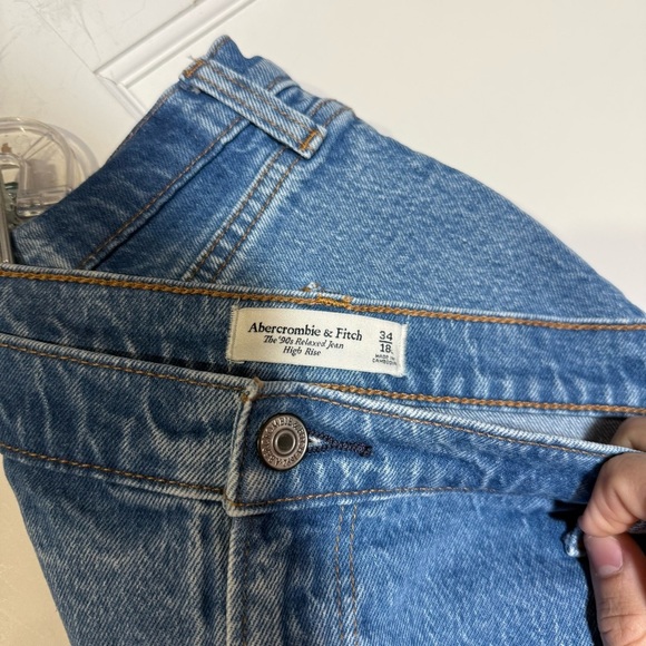Abercrombie & Fitch 90s Relaxed Jean High Rise Size 34 / 18 LONG Blue Wash Wide - Picture 9 of 10